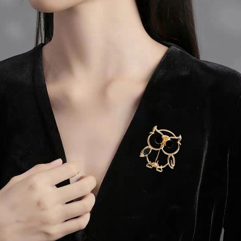 Polished Owl Brooch Fashionable Zinc Alloy Jewelry Lightweight Design For Women Men Gift Gold Silver Option