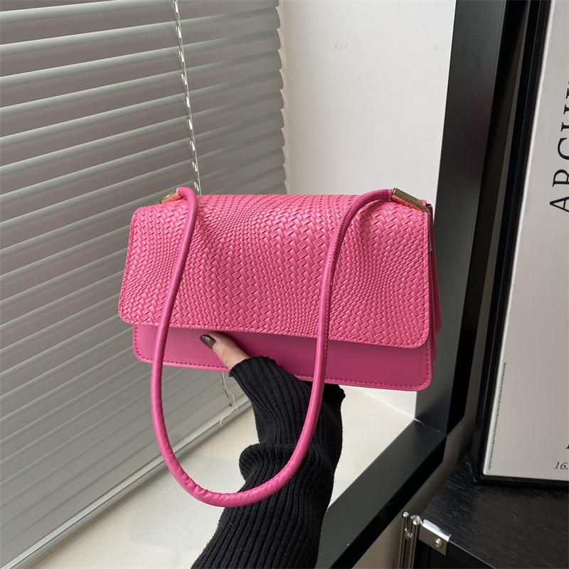 Underarm Small Bag Spring Trendy Texture Retro Shoulder Bag Women's Bag Foreign Style Fashionable Embossed Handbag
