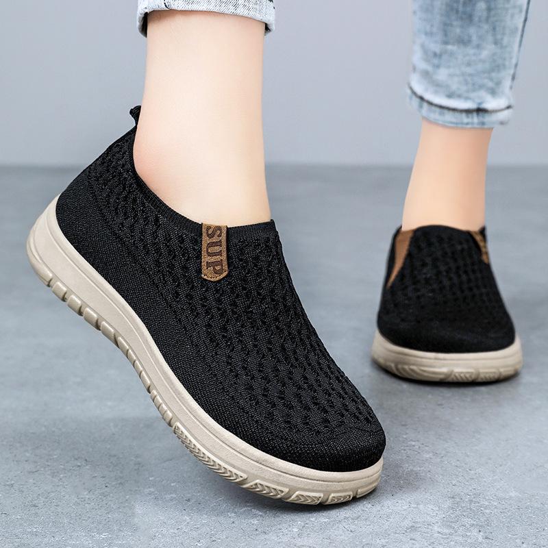Schuhe Damen 2025 neue Damenschuhe alte Pekinger Stoffschuhe weiche Sohle leichte Mutterschuhe Plateau Freizeitschuhe