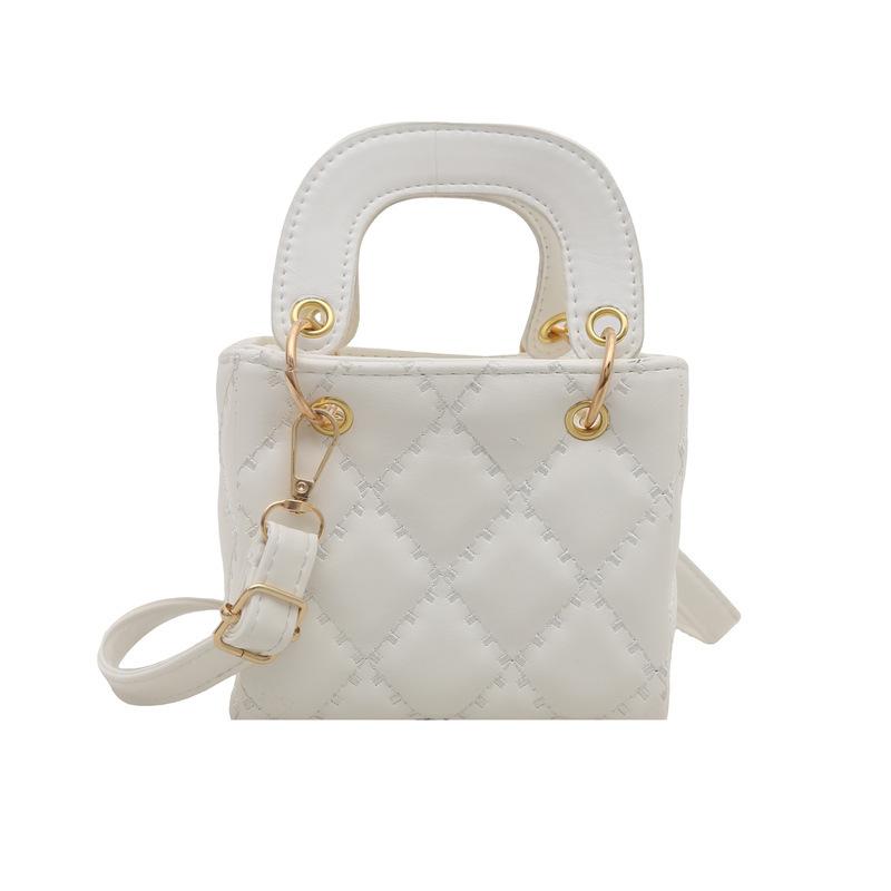 2025 new fashion diamond foreign style shoulder bag women's simple commuting exquisite portable Princess Diana bag temperament messenger bag