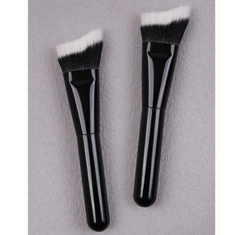 Curved Sculpting Brush Synthetic Face Shaping Contouring Highlighting Makeup Brush