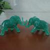 2 Stück Stein Jade Farbe Elefantenstatue Skulptur Harz Tiere Ornamente Feng Shui Glück Reichtum Figuren Büro Heimdekoration
