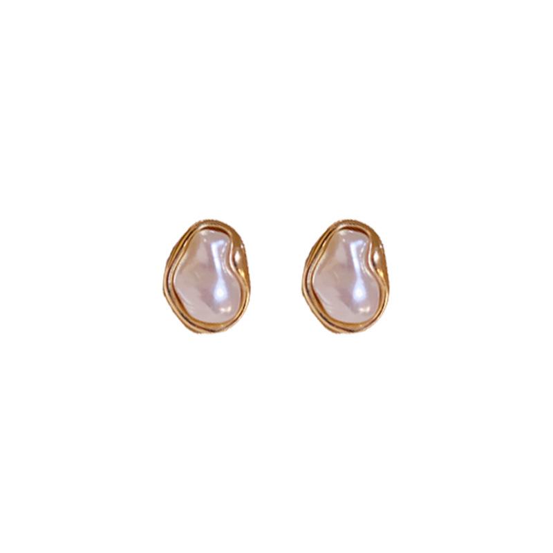Silver Needle Irregular Baroque Pearl Stud Earrings: French Light Luxury High-End Retro Style for Women