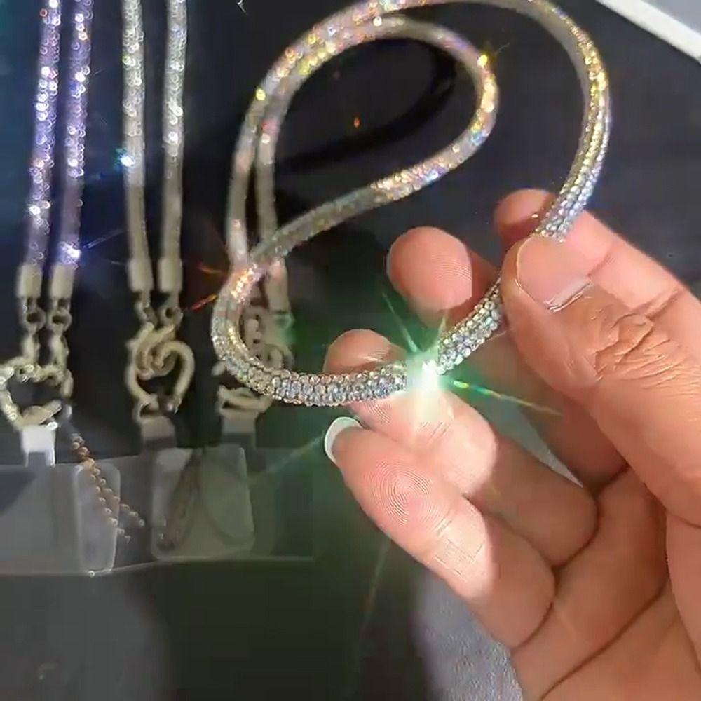 Glitter Crystal Rhinestone Phone Lanyard Bright Bling Bling Phone Case Chain Straps Phone Anti-lost Rope Phone Accessories