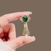 A Satisfying Emerald Crystal Brooch for High-end Women, A Chinese-style Retro Imperial Brooch