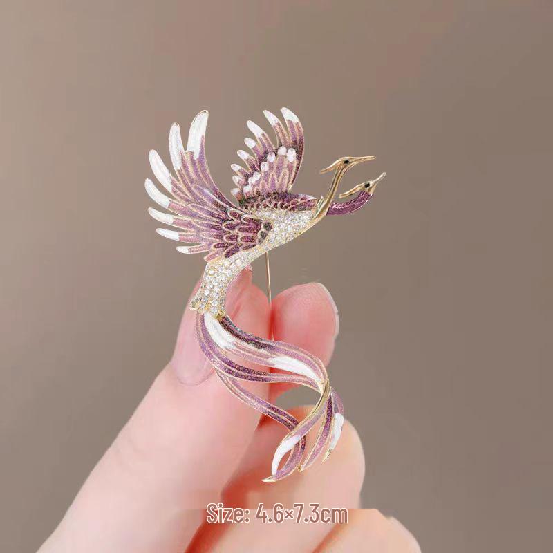 Elegant Alloy Brooch: Premium Niche Women's Versatile Corsage for Coats and Suits