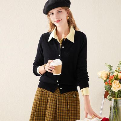 Üst Kıyafetler – Kadın hırkaları