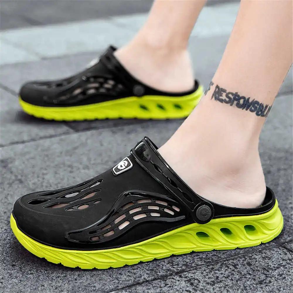 Fashion Super Lightweight Hospital Shoes Sandals Indoor Men's Slippers Black Sneakers For Men Sport Practice Loafer'lar Cosplay