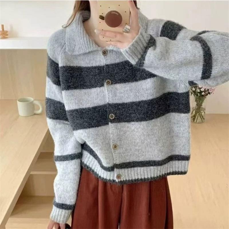 

Autumn and winter new loose retro contrasting color striped lapel sweater cardigan jacket women s lazy wind knitted sweater average size серый