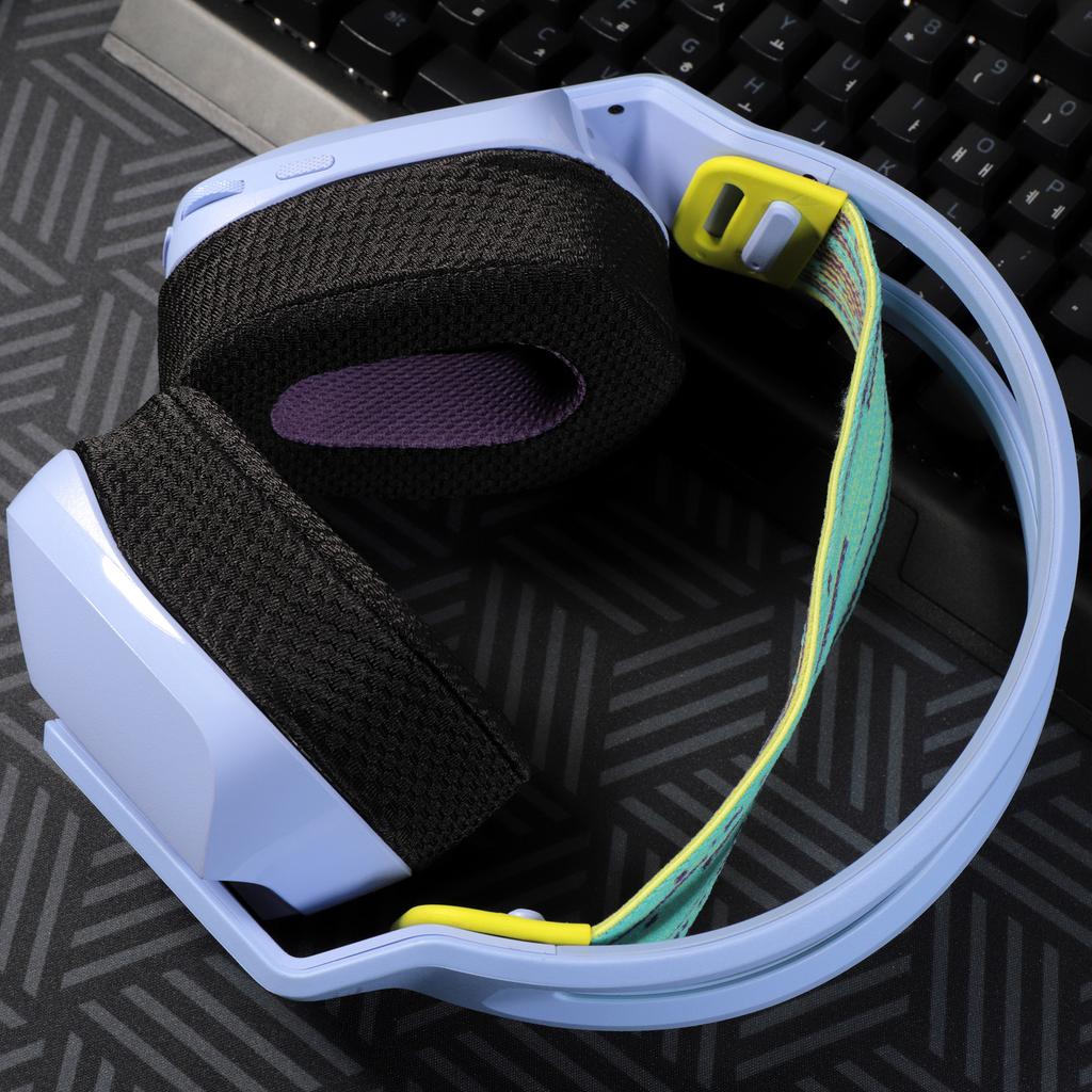 YAYINCC Replacement New Breathable mesh fabric style / Ice gel Memory Foam Cushions EarPads for Logitech G733 G335 Headphones
