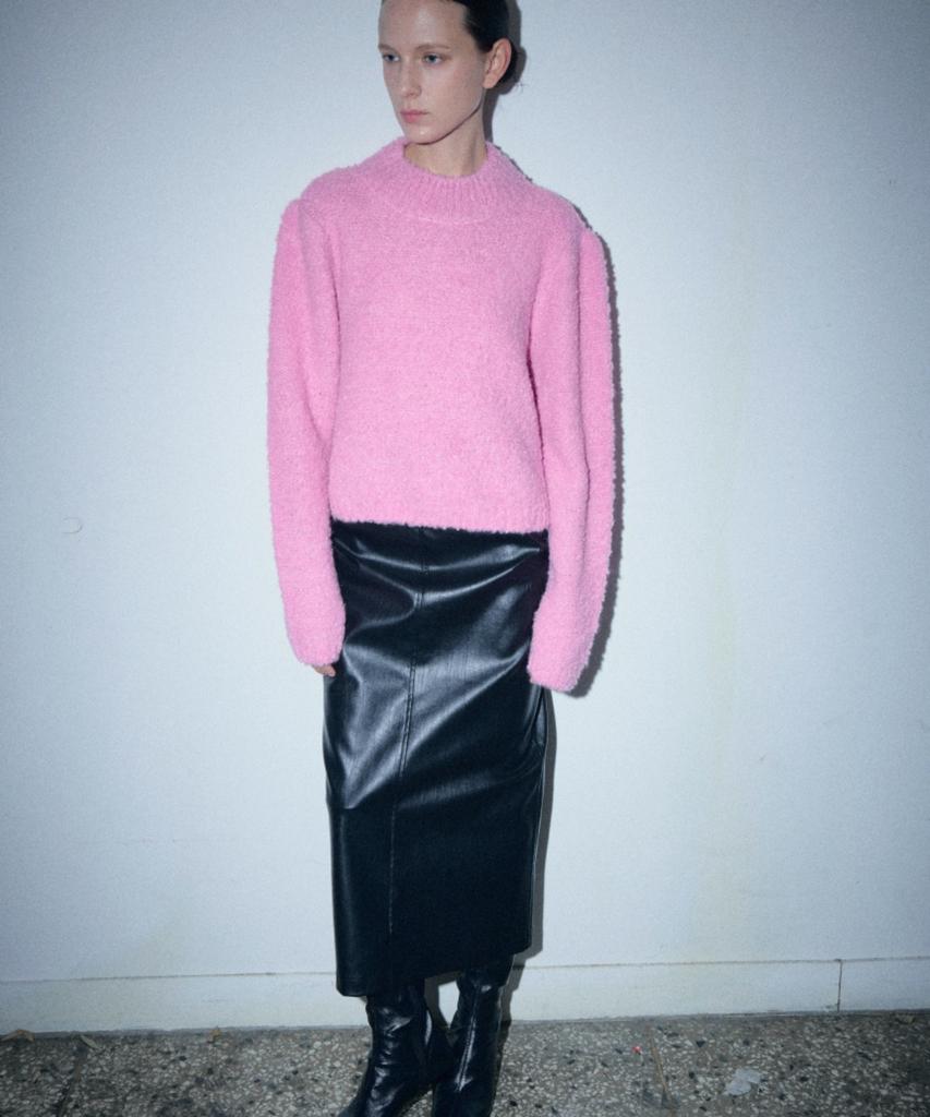 Owaiwai Boucle Half-Neck Wool Knit_Pink