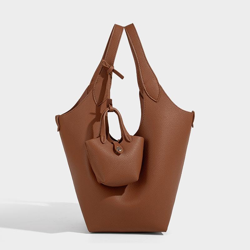 

2025 New Niche Fashion Style Large Capacity Basket Bag High-End Bucket Bag Commuter Tote Crossbody Bag коричневый