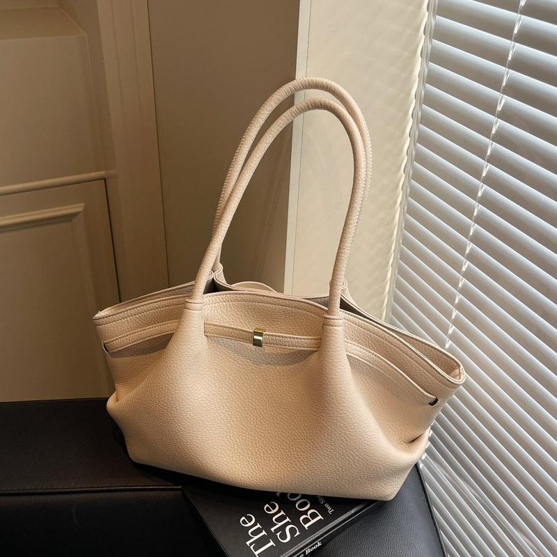 High-end Trend Retro Fashion Tote Bag with Large Capacity and Shoulder Strap for Women