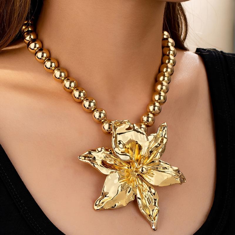 1Pc Boho Beaded Chain Metal Large Volume Flower Pendant Necklace For Women Daily Occasion Party Evening Wear