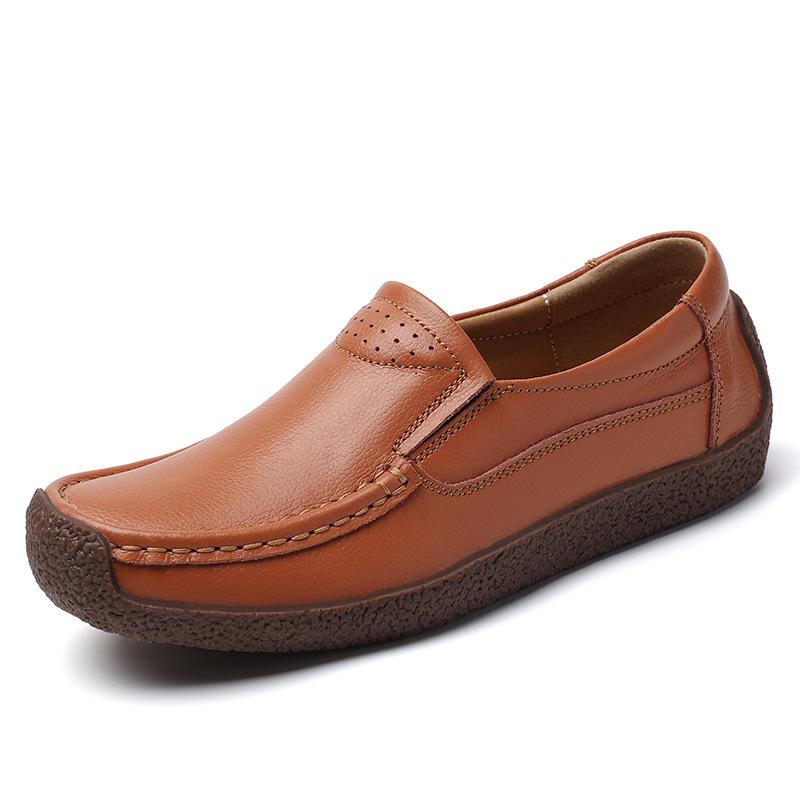 Spring Autumn Light Women's Flat Shoes 2025 New Comfort Plus Size White Women's Vulcanize Shoes Hollow Casual Women Loafers