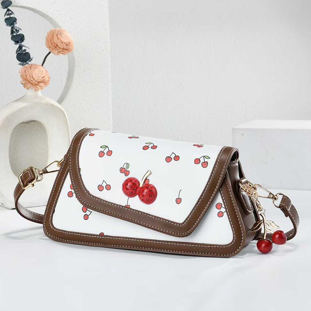 Fashionable Versatile Small Square Bag Luxury Sensation Handbag Simple Commuting High-Quality Womens Shoulder Bag Designer Bags
