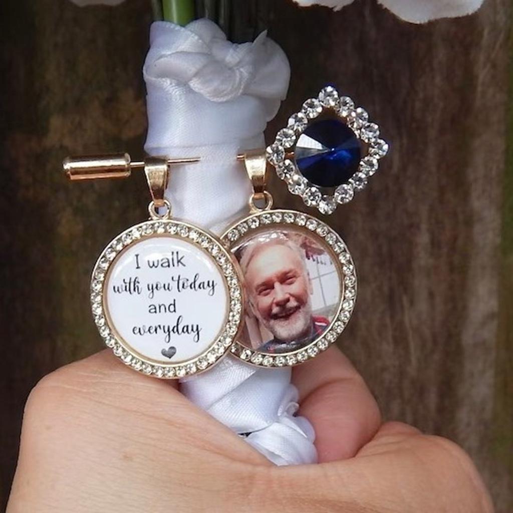 Memorial Photo Locket Charm for Wedding Bouquet Alloy Rhinestones Jewelry Accessory With Round Glass Cabochon