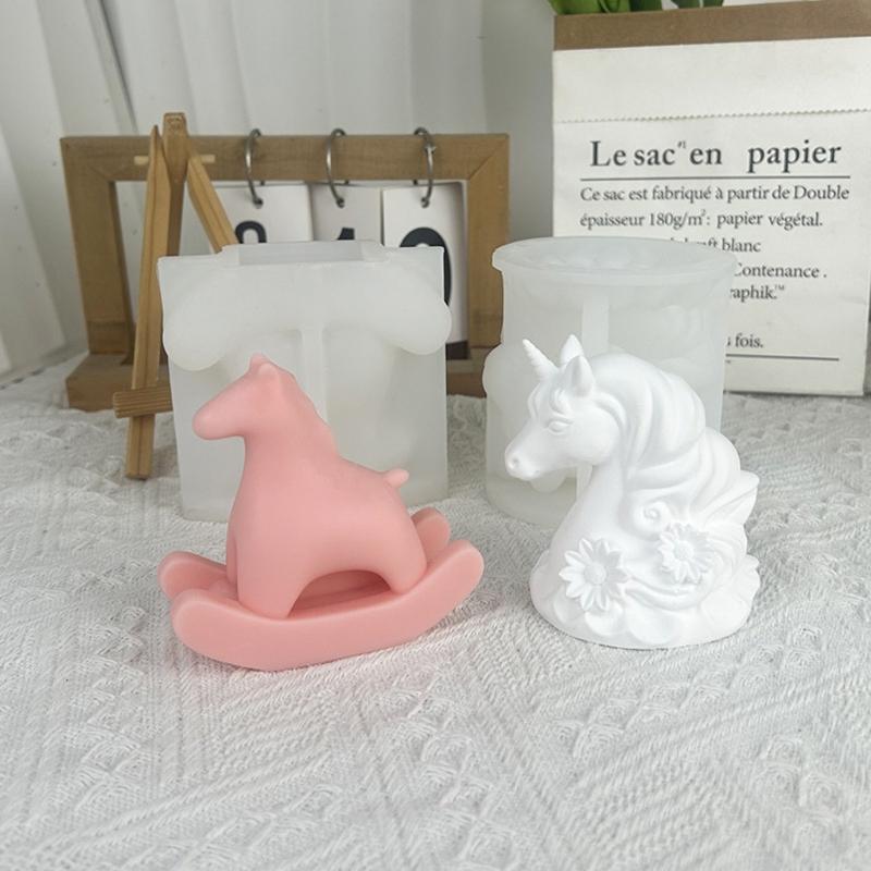 Horse Statue Silicone Candle Molds Food Safe Silicone Temperature Resistant for Resin Casting Candle Chocolate Baking