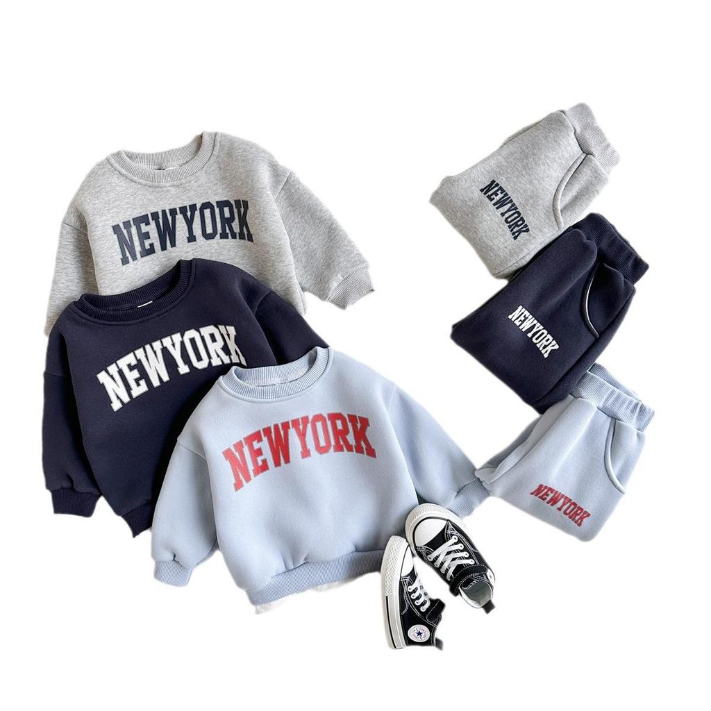 Conjunto de dos piezas para bebé niño: Sudadera con capucha y pantalones deportivos de felpa con estampado de letras para otoño/invierno.