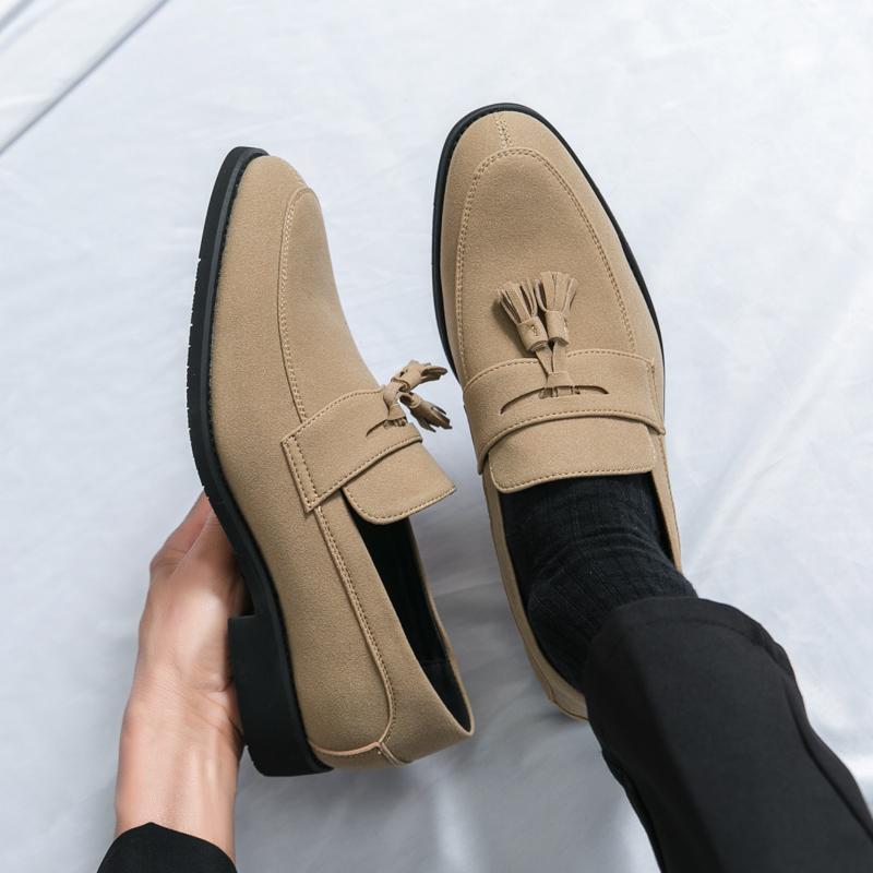 Fashion Fashion Casual Leather Shoes Men Flats Slip-On Men Casual Shoes High Quality Men Loafers Tassel Moccasin Suede Driving Shoes