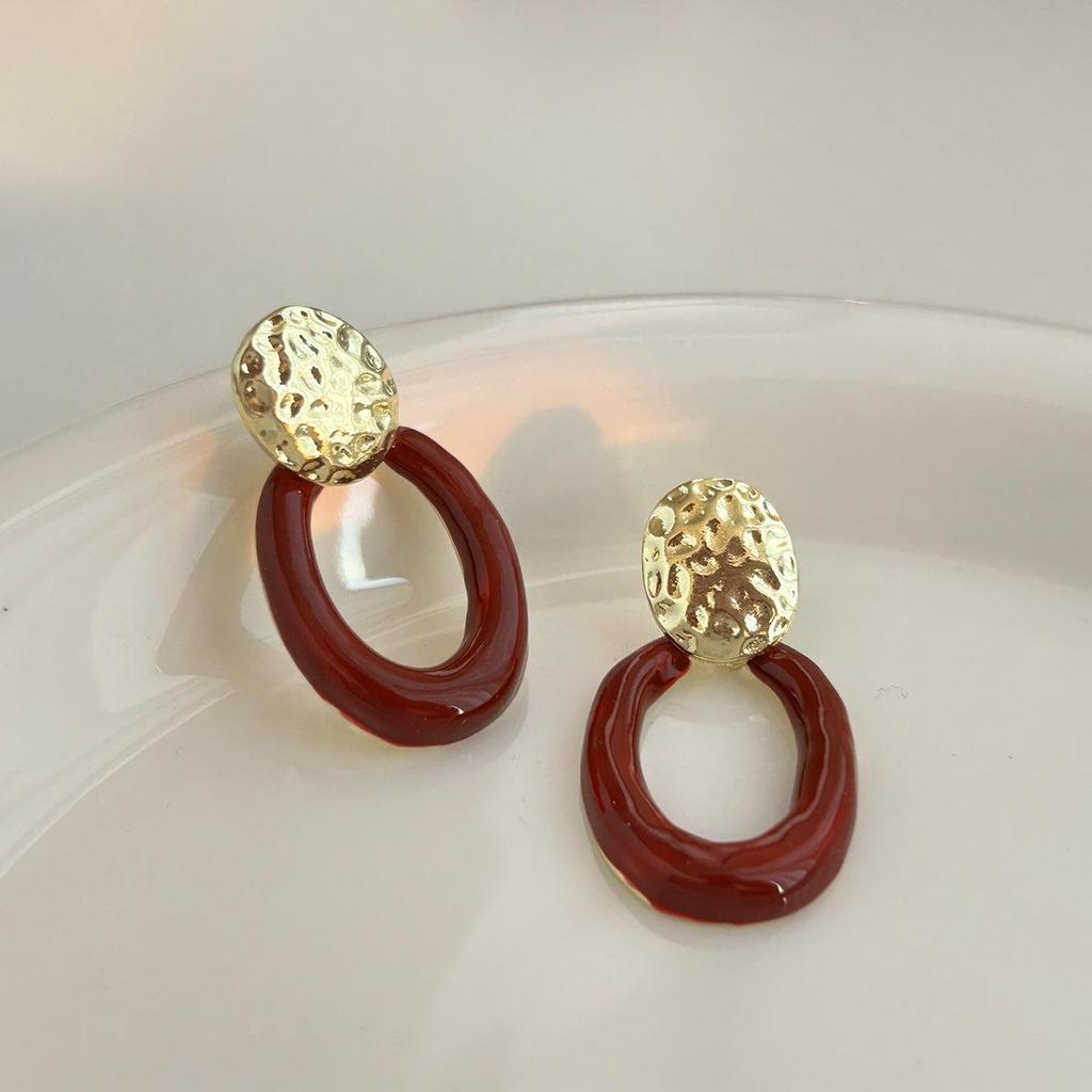 Silver Needle Wine Red Hong Kong Style Geometric Earrings: Elegant High-Class Women's Ear Jewelry