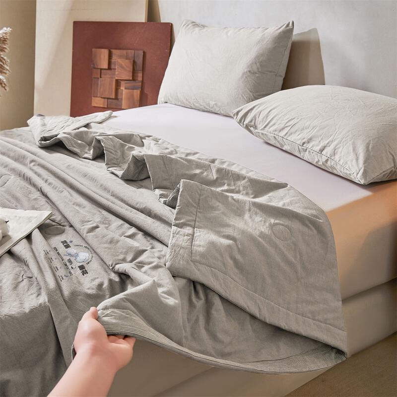 Southern Life Simple Cotton Quilt