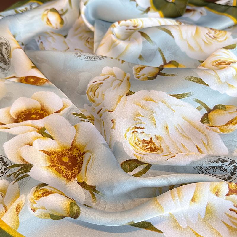 2204 New Fashion Small Square Scarf For Spring And Autumn Warmth, Sunscreen, Shawl, Dual Purpose Scarf, Professional Scarf, Headscarf