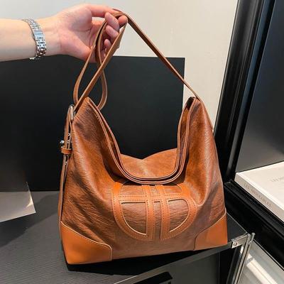 Tote Bag Retro and Simple, Large Capacity, Commuter Single Shoulder Crossbody Bag
