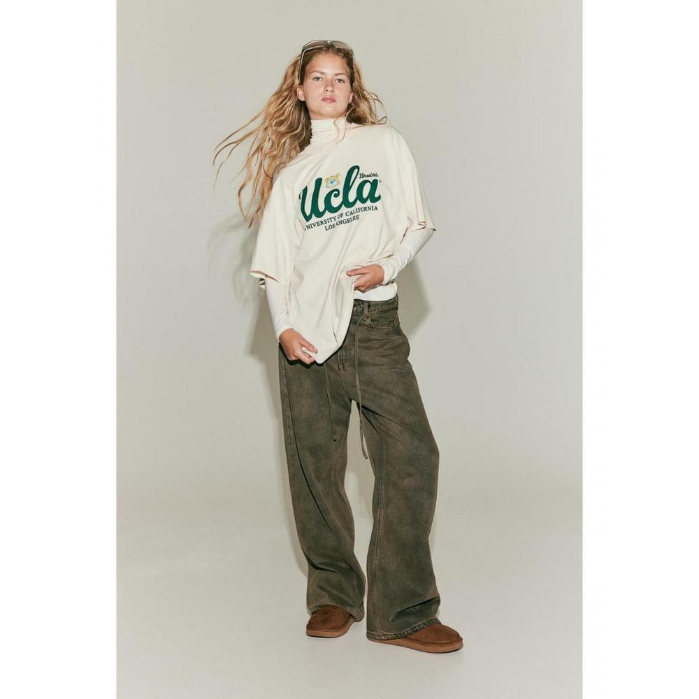 

Футболка оверсайз с принтом HM светло-бежевая UCLA 1162785035