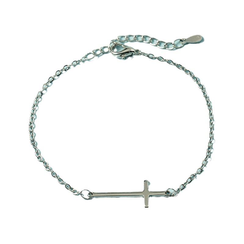 Minimalist Geometric Cross Bracelet - Chic Korean Trendsetter Jewelry for Women