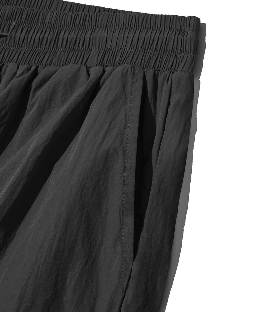 FILLUMINATE (W) Essential Nylon Shorts - Black