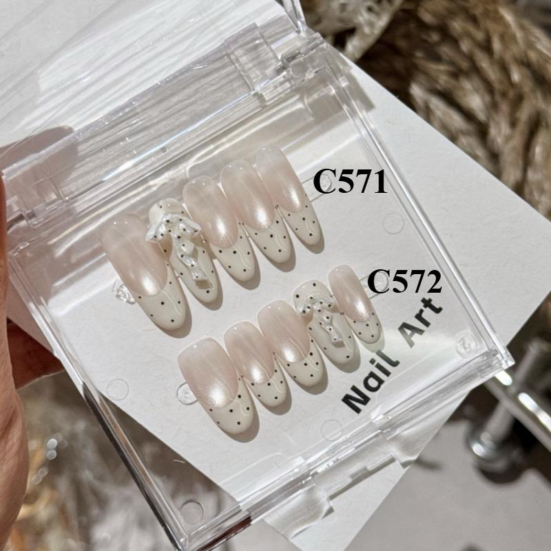 10Pcs Handmade Nude Cat Eye Fake Nails with Polka Dot & 3D Bow Accents XS