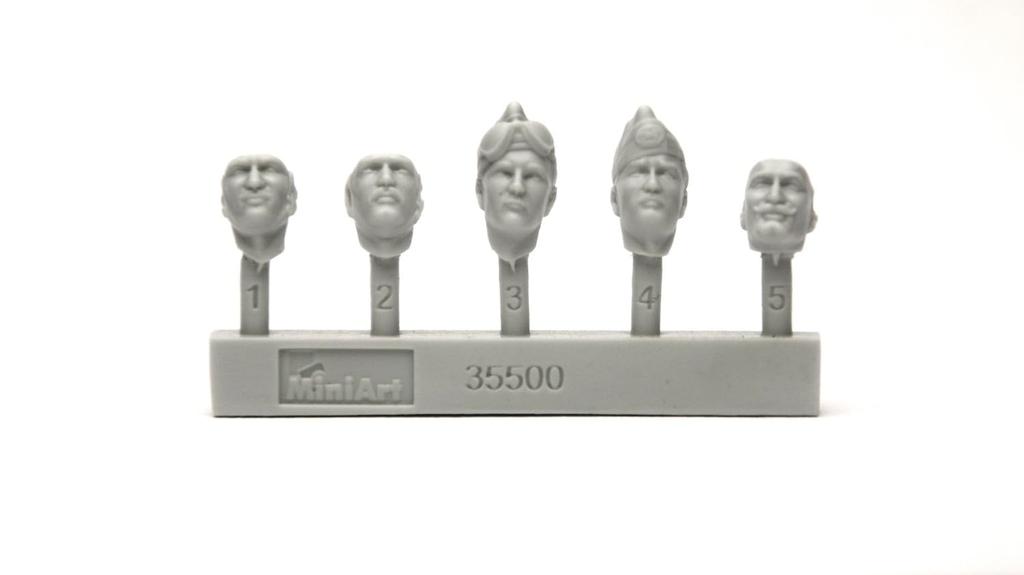 Miniart 1/35 Italian Tank Crew Head Resin Figures (5 Figures) Plastic Model MA35500 (Person)