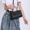 IELGY Niche Design Handbag, Simple Texture Lychee Pattern Versatile Messenger Bag