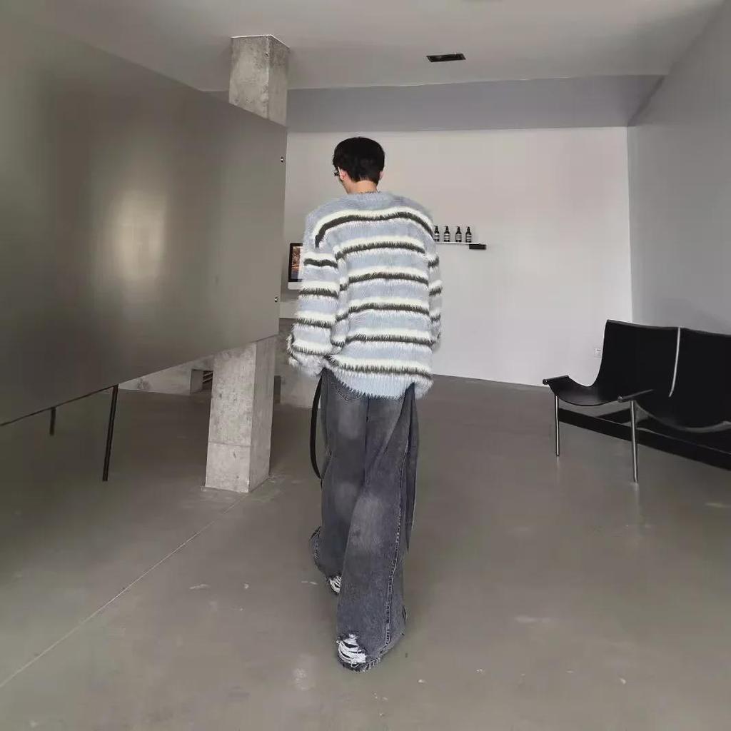 Pánský plyšový mohérový svetr s černobílým pruhem - Špičkový jednoduchý pletený design