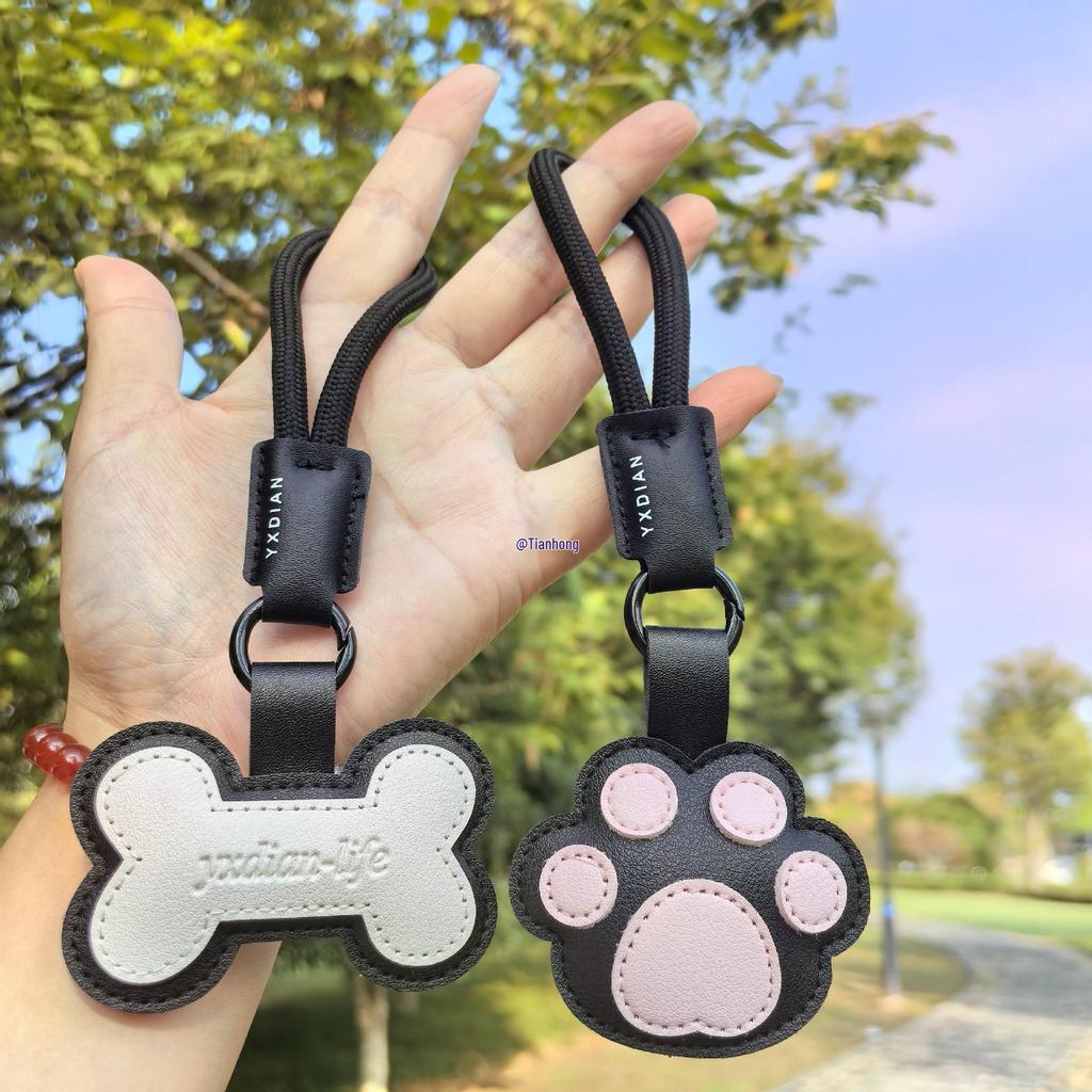 2025 Cute Kitten Paw Keychain: Leather Pendant Backpack Charm & Gift