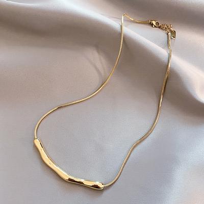 European and American Fashion Simple Stainless Steel Gold Color Collarbone Chain For Women’s Fashion Short Necklaces Jewelry