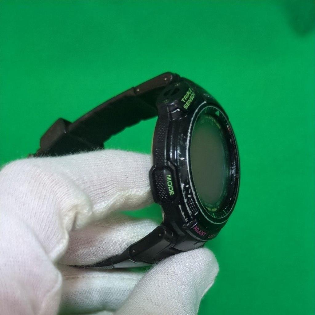Used CASIO PRO TREK PRG-110 Tough Solar Men's Watch Reverse LCD Digital