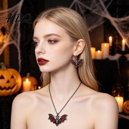 Unique Dark Aesthetic Jewelry Gothic Bat Halloween Accessory Vintage Punk Necklace Viking Durable Vampire Style Accessories Dangle Drop Earrings for