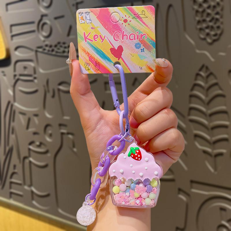 Cream Strawberry Ice Cream Pendant, Cute Flowing Sand Oil Keychain, Creative Small Accessory, Bag Pendant
