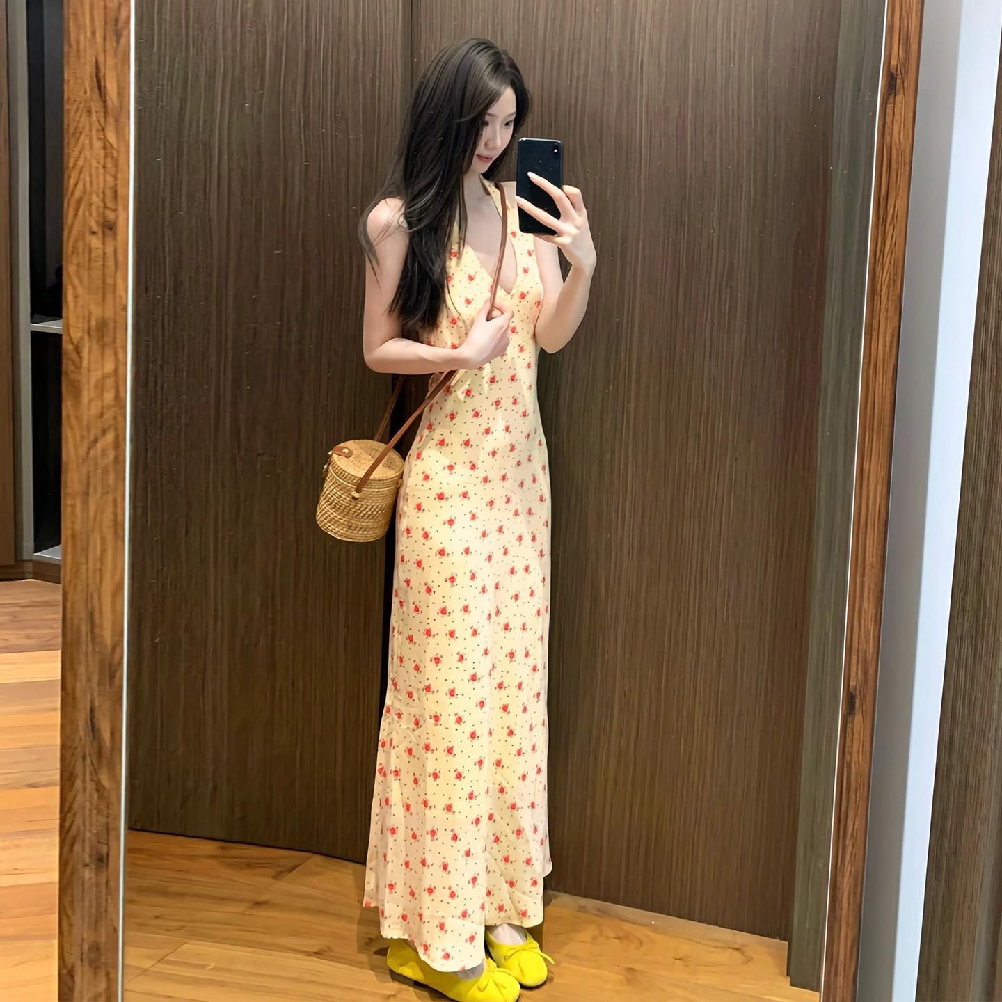 Yellow v-neck floral neck suspender dress children s summer new seaside vacation beach dress S жёлтый
