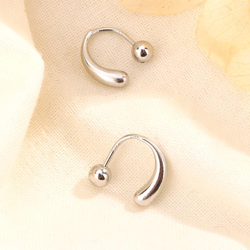 Elegant Water Drop Earrings: Exquisite Simple Design for Women, 2024