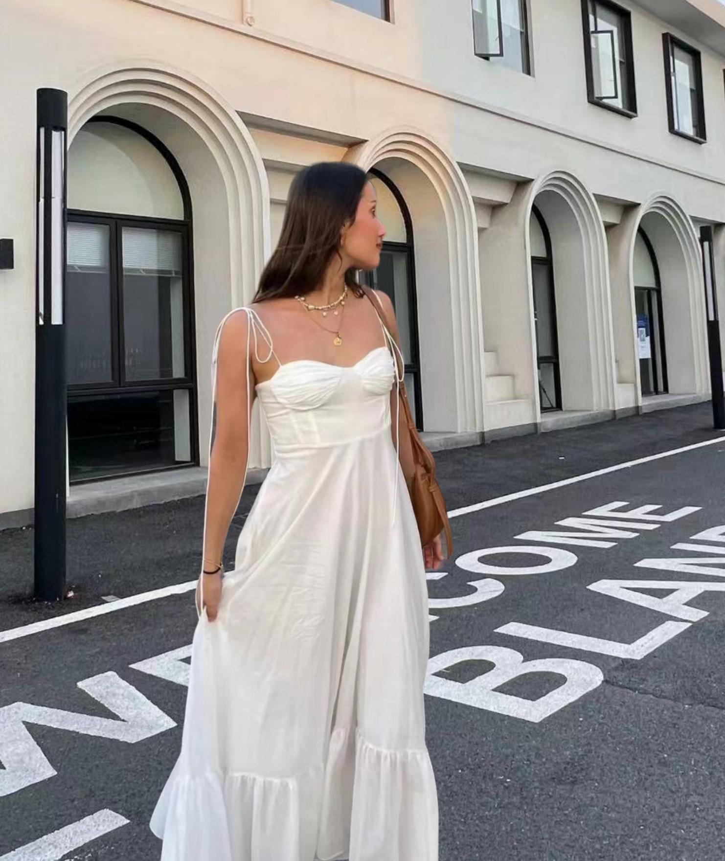 Women s Thin Spaghetti Strap Sweetheart High Waist Ruffle Hem Flowy Maxi Dress Solid Casual Summer Sundress M