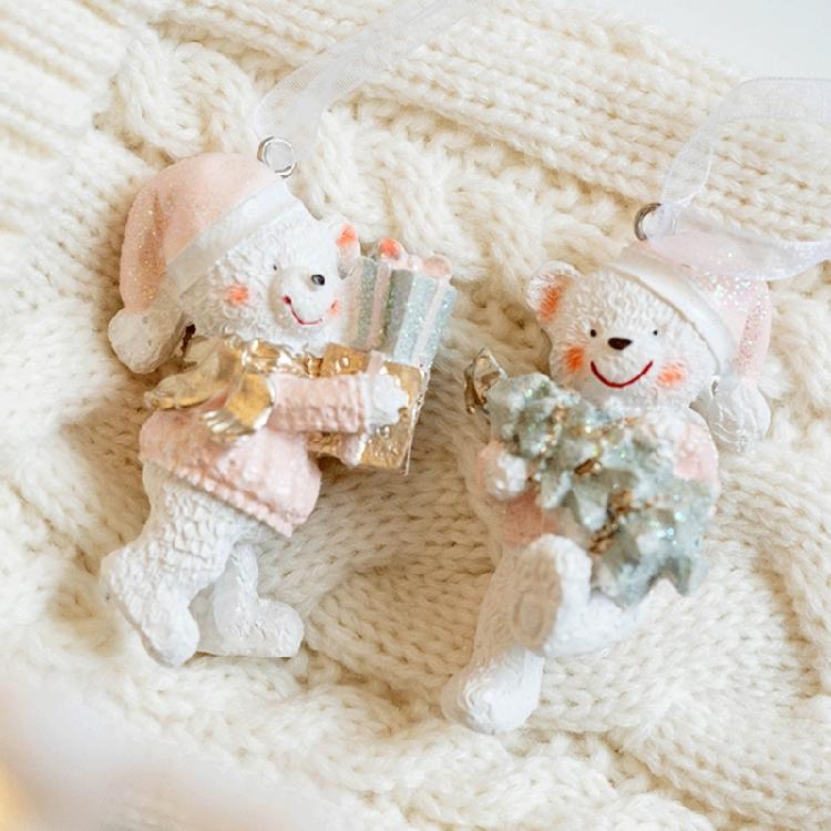 Multipurpose Christmas Couple Bear Resin Set for Lover Features Sturdy and Intricate Holiday Fashion Accessories