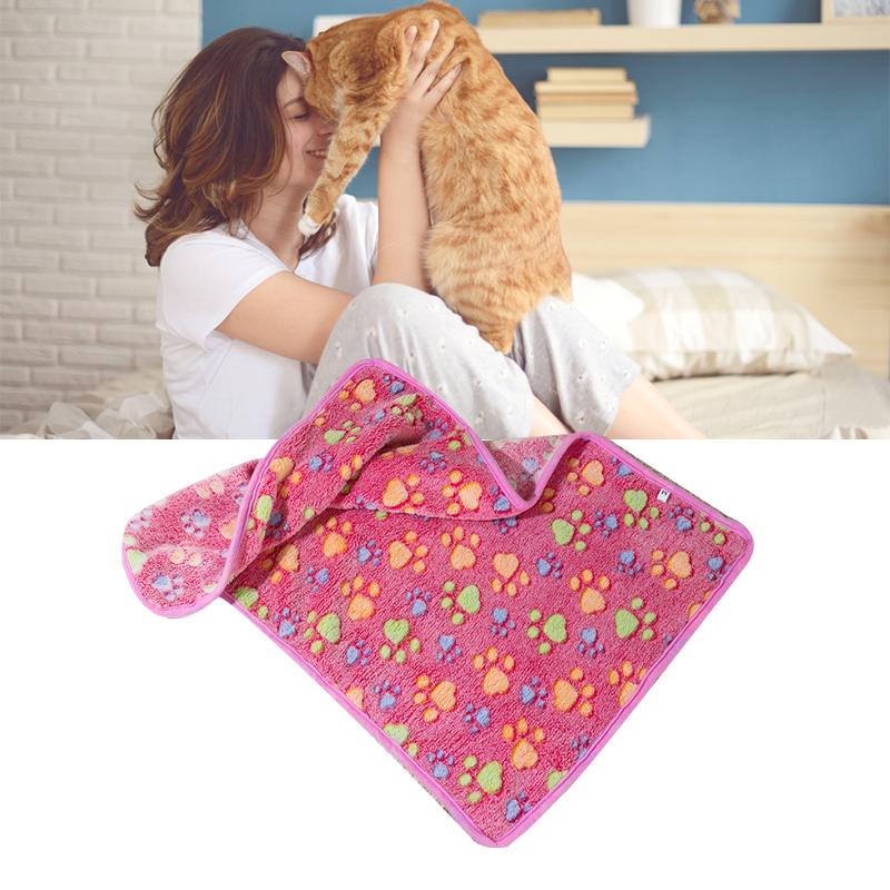 Dog Blanket Cute Claw Prints On Pink Thermal Soft Fiber Comfortable Cat Sleep Blanket for House