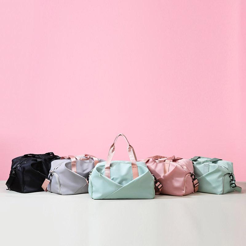 Mint Green Fitness Bag, Fresh and Stylish, Portable Travel Handbag for College Girls, with Dry and Wet Separation, Outdoor Crossbody Bag