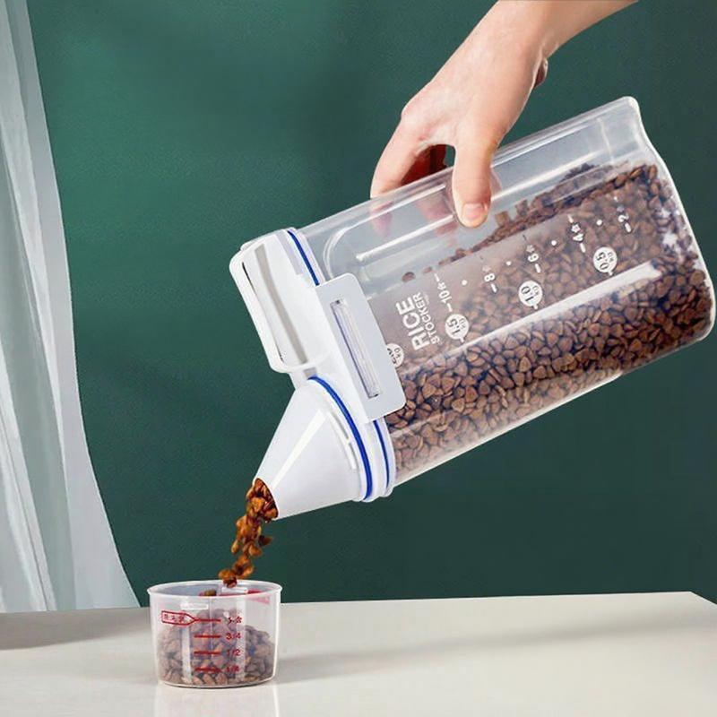 1,5 kg/2 kg Hund Katzenfutter Aufbewahrungsbehälter Plastikeimer mit Messbecher Luftdicht Feuchtigkeitsgeschützt Haustierbedarf Küchengefäß