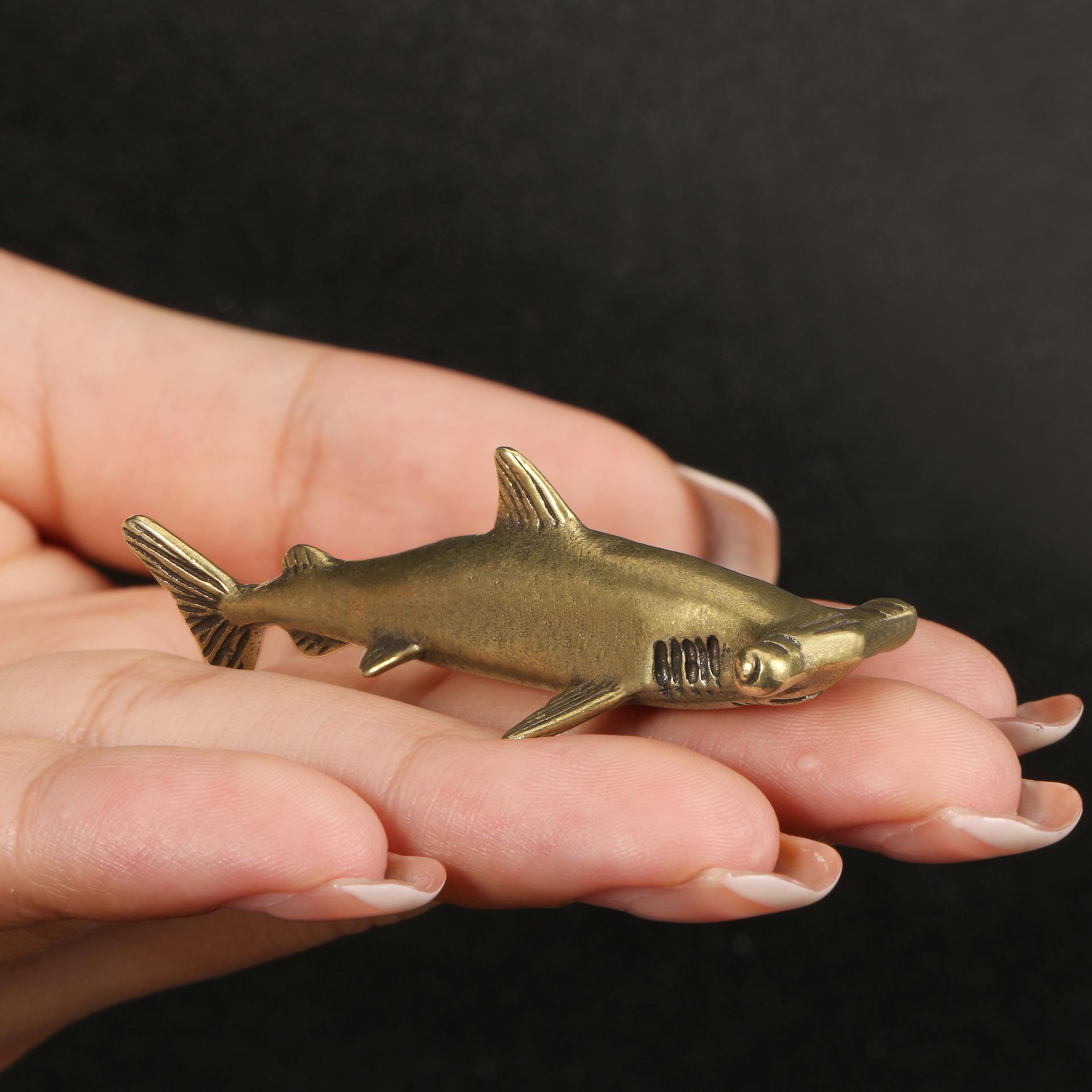 Tinika Chen Hammerhead Shark Brass Decorative Figurines Marine Organisms Souvenir Desk Decoration Metal Figurine Ornaments Gift