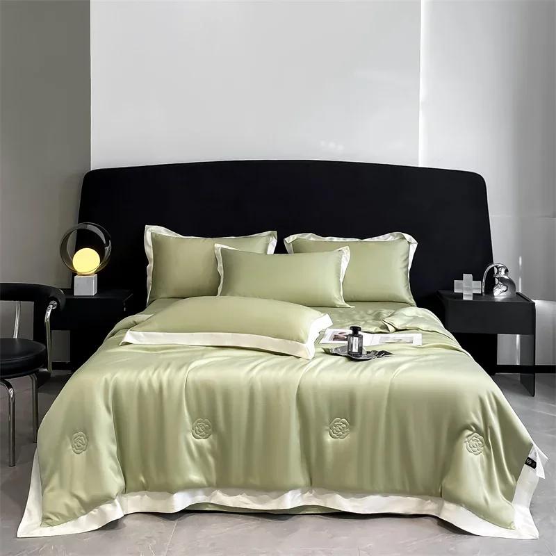100% Washed Silk Quilt For Summer Embroidery Smooth Ice Cooling Bedspread Silky Blanket For Beds Luxury Summer Comforter For Bed