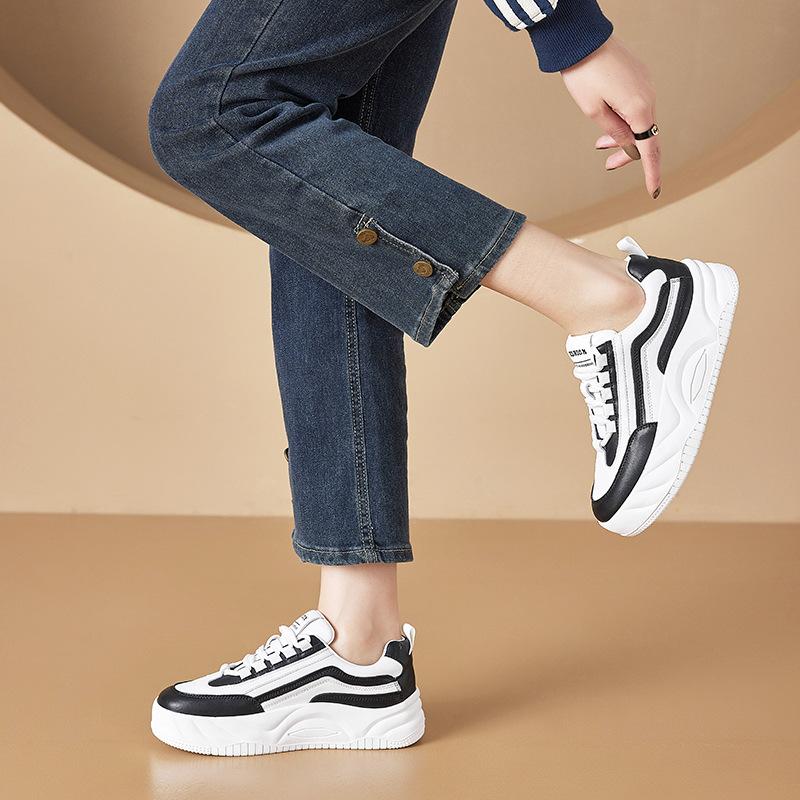 2025 Autumn Leather Little White Shoes Women's Korean Version Lace-up Sports Shoes Women's Color Matching Casual Student Shoes Women's Thick Basep